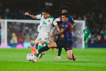 Barcelona vs Racing Santander (02:30 – 17/09)