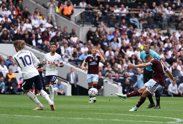Tottenham vs Aston Villa (18:30 – 19/09)
